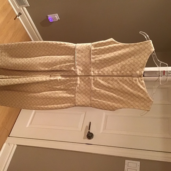 Classic dress with matching jacket - Picture 5 of 7